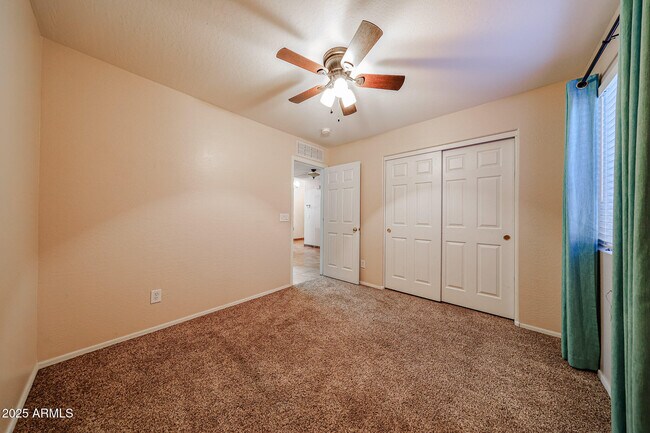 Building Photo - 11761 W Dos Rios Dr