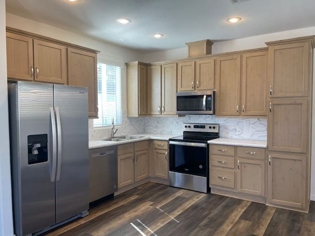 Building Photo - 6770 W State Rte 89A