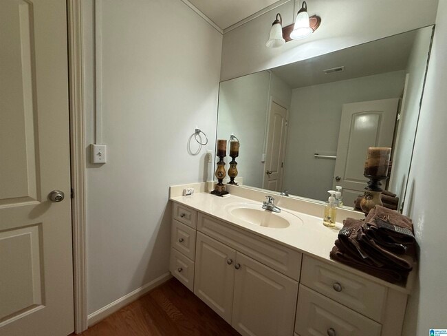 Building Photo - 2304 Arbor Glen