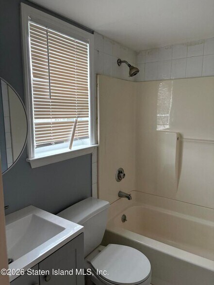 Building Photo - 245 Livingston Ave