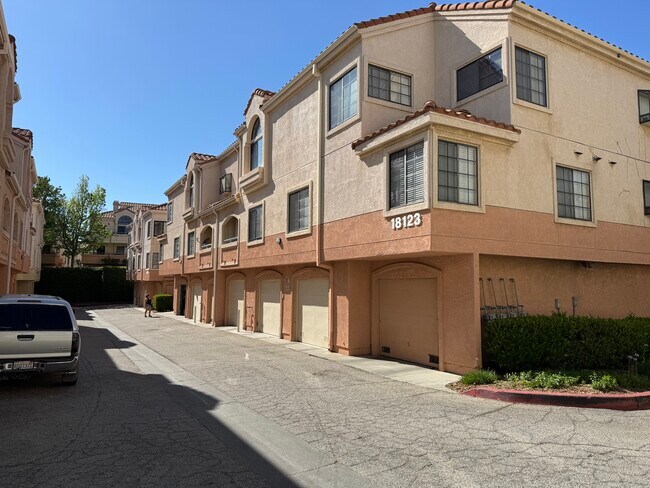 Building Photo - 18123 Erik Ct