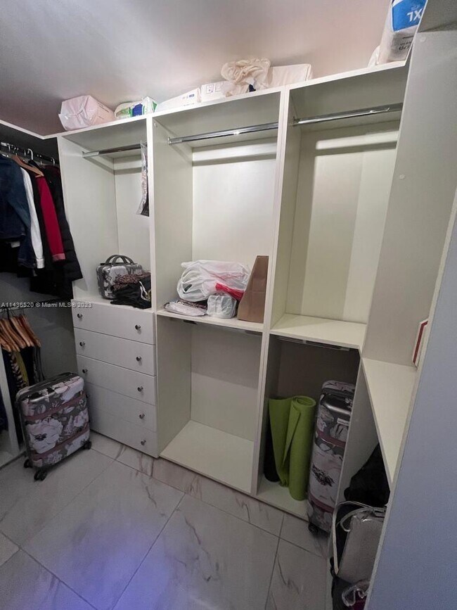 Building Photo - 12770 SW 18th St