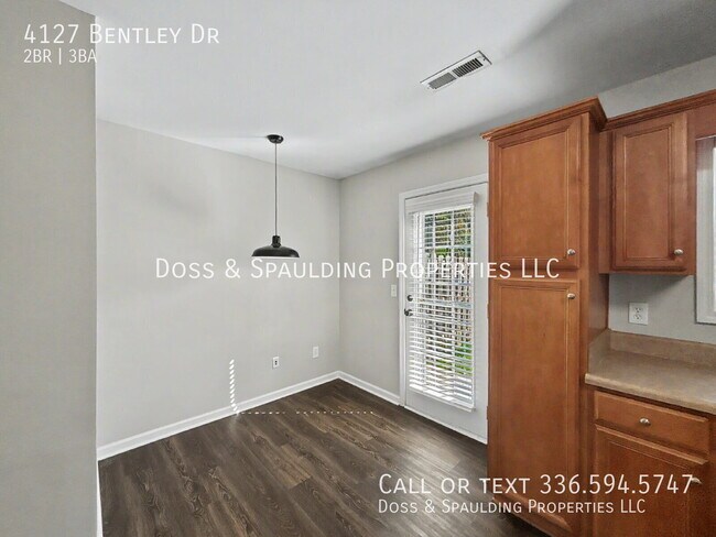 Building Photo - 4127 Bentley Dr