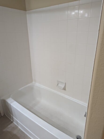 2nd bath - 4644 N 22nd St