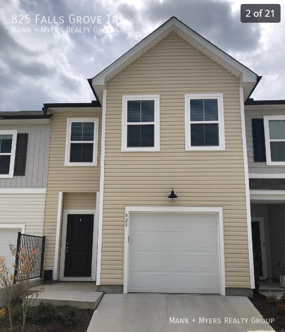 Building Photo - 825 Falls Grove Trl