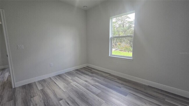 Building Photo - 15730 SW 40th Ave