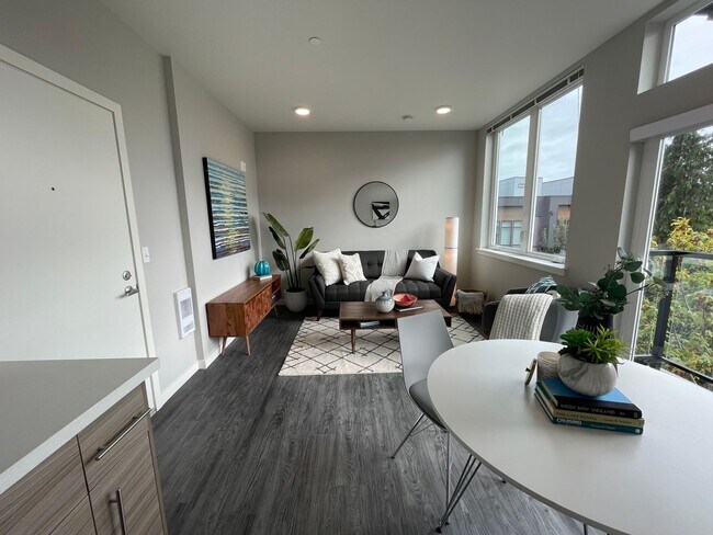 Interior Photo - Sylvan Court