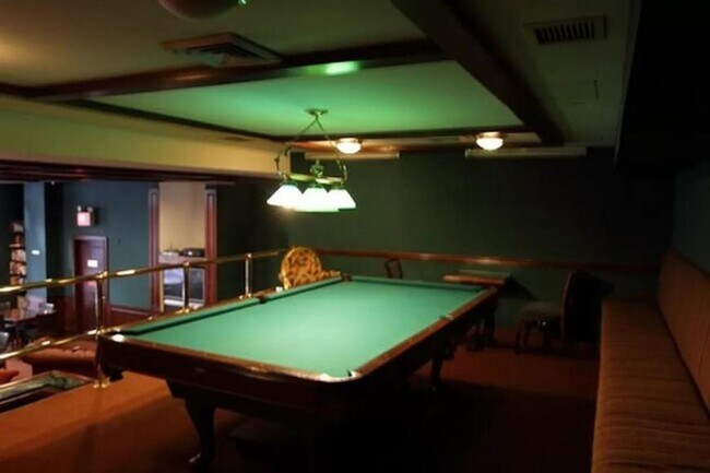 Building Photo - 2 bedroom in NEW YORK NY 10280