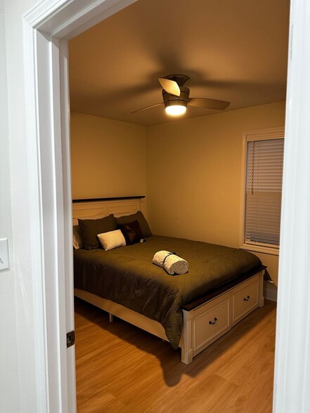 Building Photo - 1211 West Dr