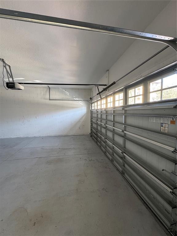 Building Photo - 1350 SHINNECOCK