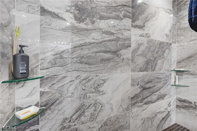 Building Photo - 1102 Mohawk Pkwy