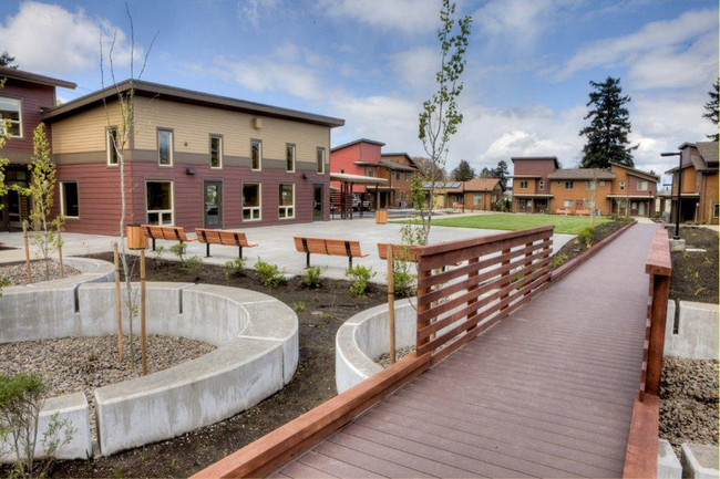 Building Photo - Bridge Meadows