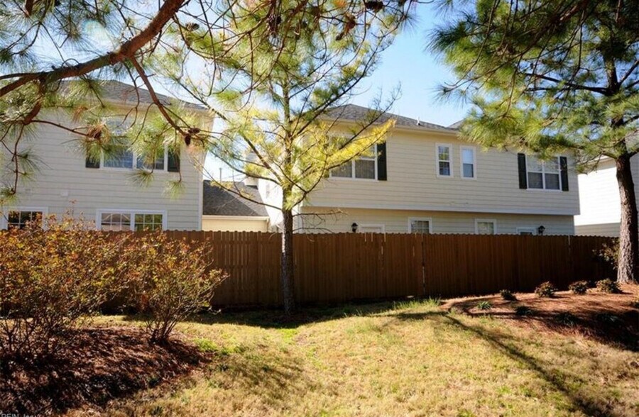 Building Photo - 5320 Hayton Way