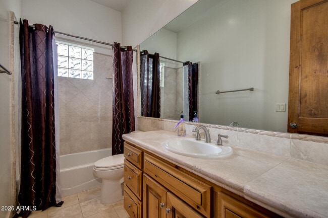 Building Photo - 6526 E Exeter Blvd