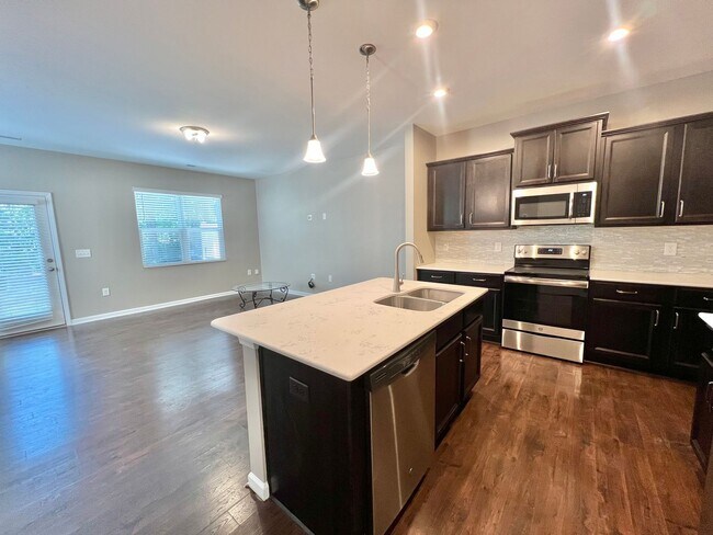 Building Photo - **OFFERING WAIVED APPLICATION FEES & $150 MOVE IN PROMOTION** Newly Remodeled 3BD, 2.5BA Raleigh ...