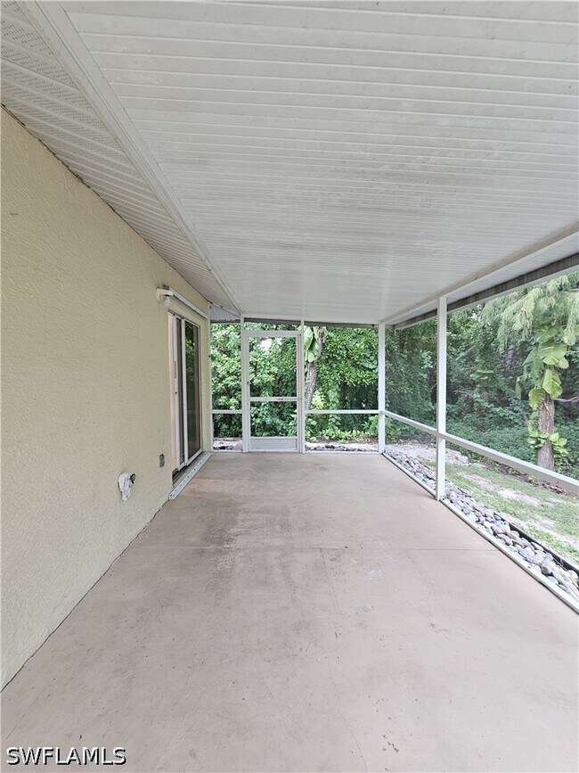 Building Photo - 9209 Seville Rd