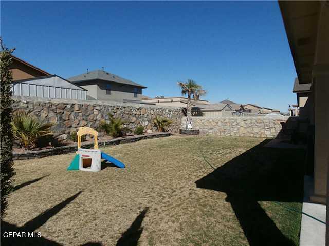 Building Photo - 5807-5807 Redstone Pass Ct