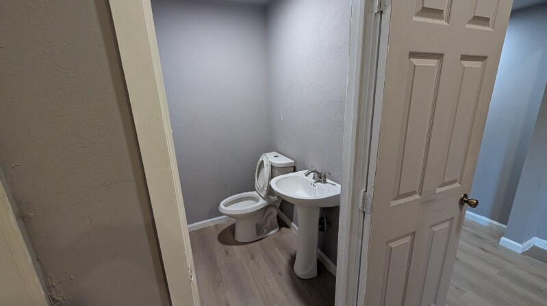 Building Photo - 1235 32nd St