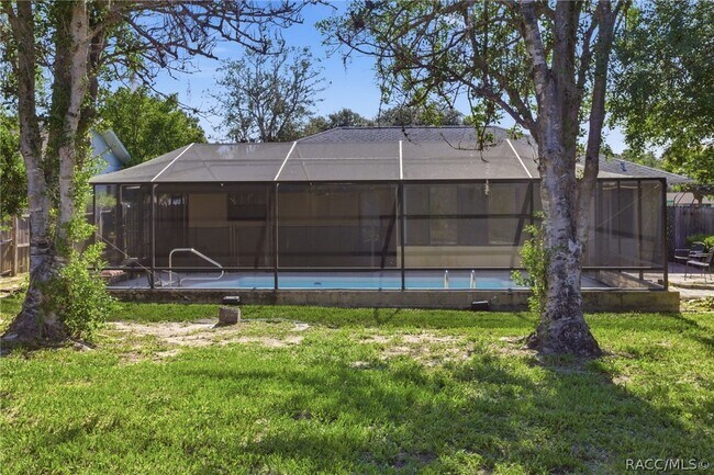 Building Photo - 3632 N Honeylocust Dr