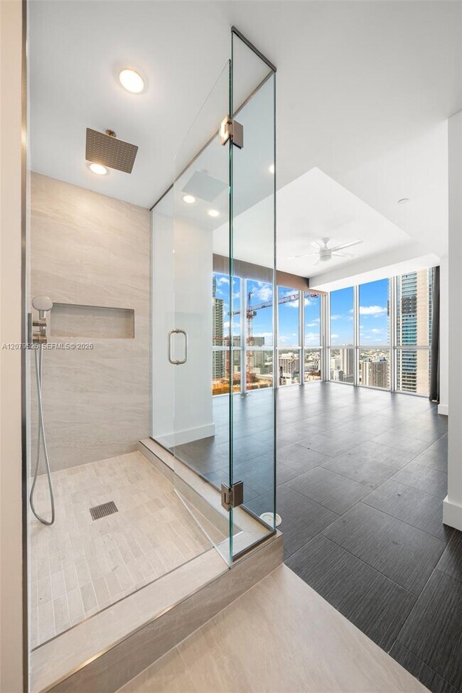Building Photo - 1100 Biscayne Blvd