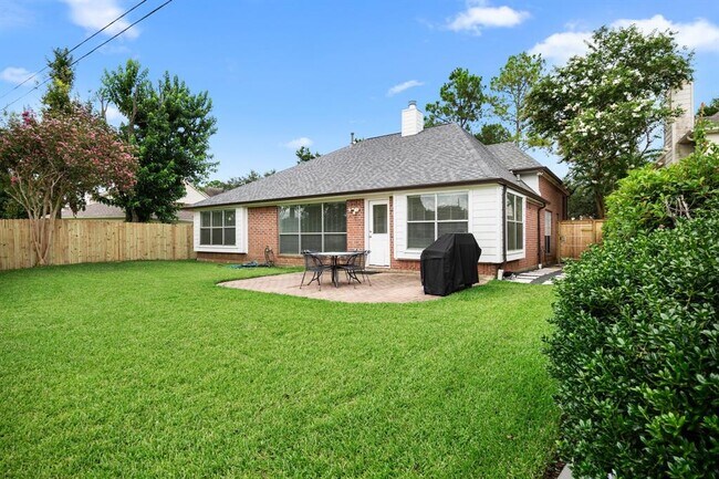 Building Photo - 4702 Forest Home Dr