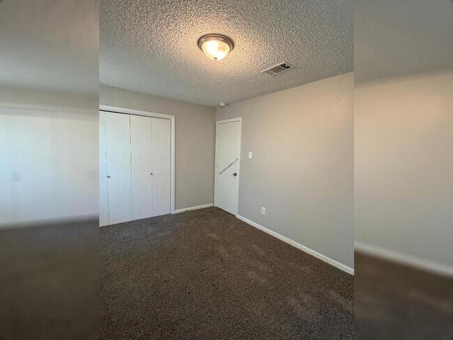 Building Photo - 3611 Pelton Rd