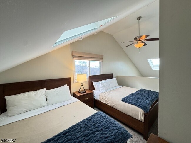 Building Photo - 3 Telemark Dr