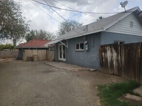 Building Photo - 65th Dr