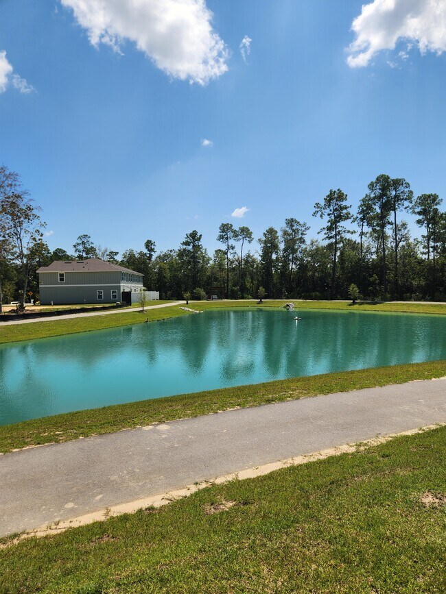 Building Photo - 12289 Sinclair Dr