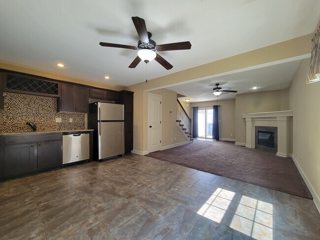 Building Photo - 12315 Fox Creek Dr