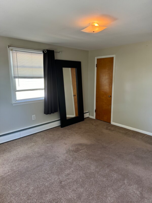 Building Photo - 4326 Finlaw Ave