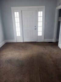 Building Photo - Cute 3-Bedroom 1-bath House in the Churchi...