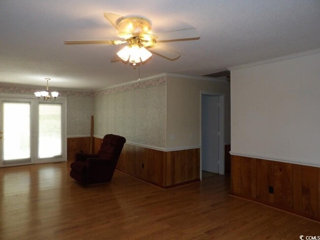 Building Photo - 6801 Swamp Fox Hwy W