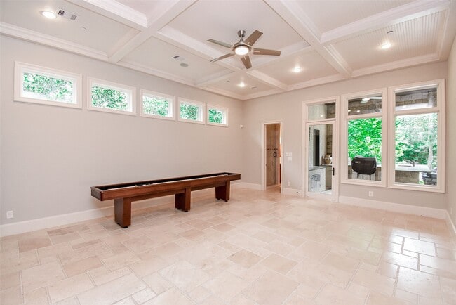 Building Photo - 11910 Heritage Ln