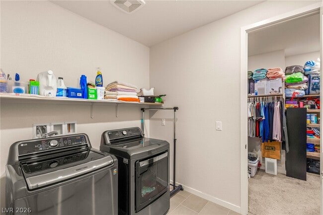 Building Photo - 3017 Bounding Home Rd