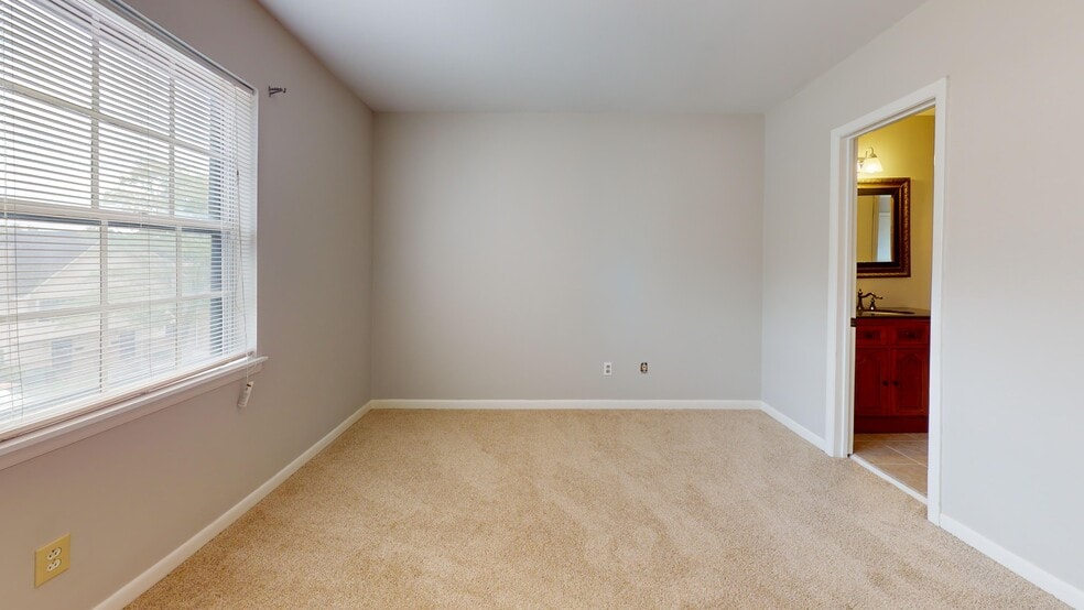 2nd bedroom - 2645 Southbury Cir
