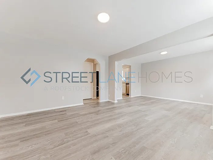 Building Photo - 431 N Dade Ave