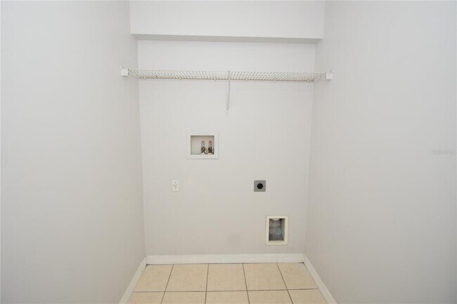 Building Photo - 6 Rosedale Pl