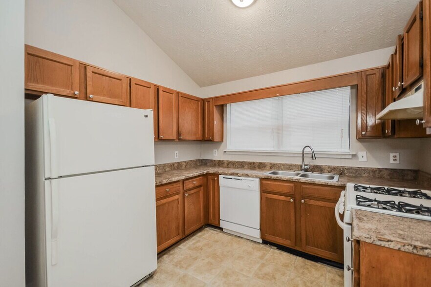 Building Photo - 3806 Raiders Ridge Dr