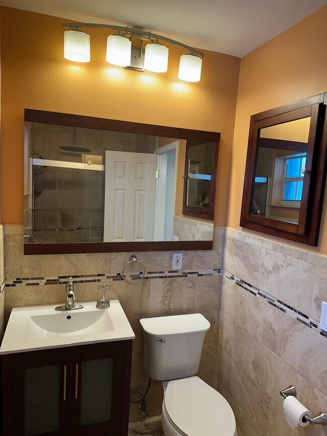 Building Photo - 515 NW 202nd Terrace