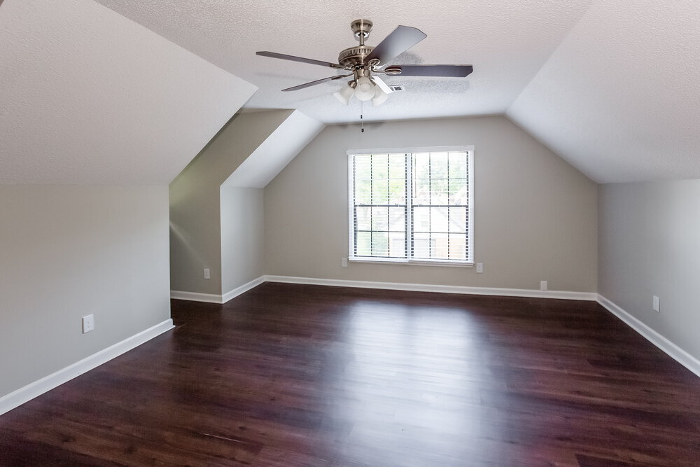 Building Photo - 7375 Ashley Oaks Dr