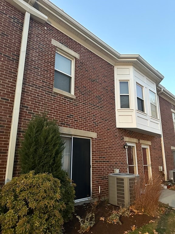 Building Photo - 154 Quincy Shore Dr