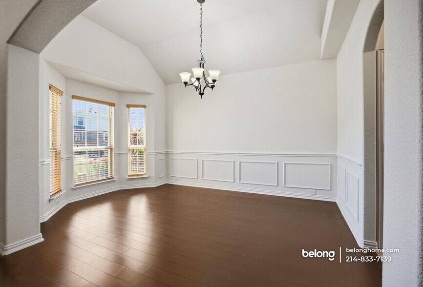 Building Photo - 9349 Velvet Cactus Dr