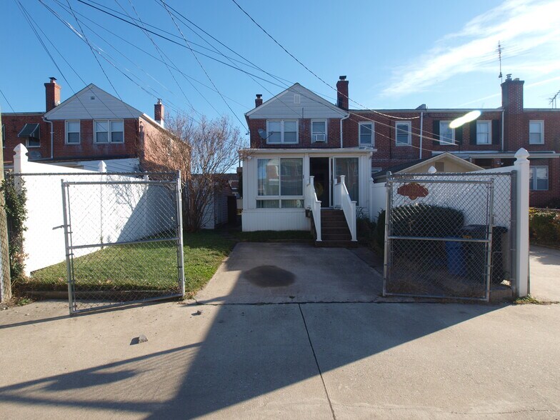 Rear View 3 - 3422 McShane Way