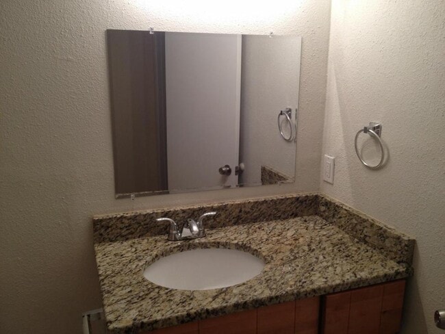 Building Photo - 1209 Amble Ln