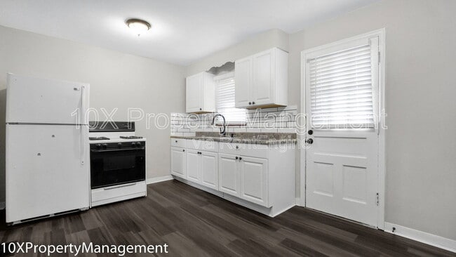 Building Photo - 2911 Sullivant Ave