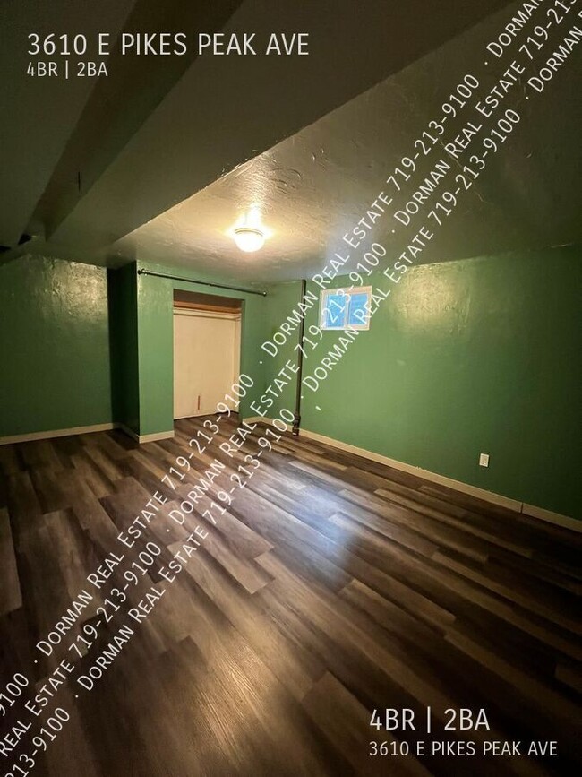 Building Photo - 3610 E Pikes Peak Ave