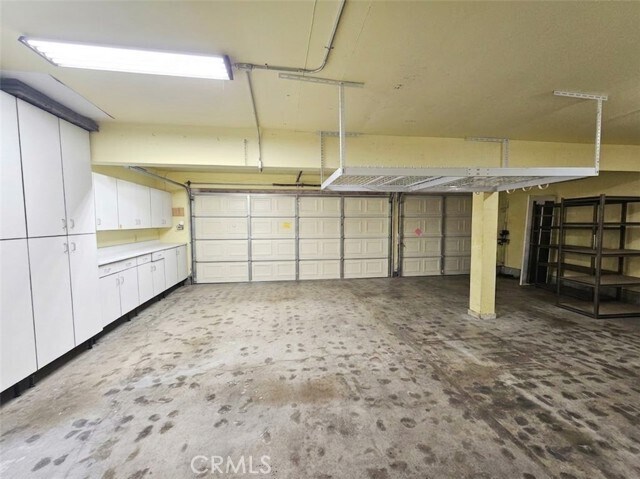 Building Photo - 15781 Sleepy Oak Rd