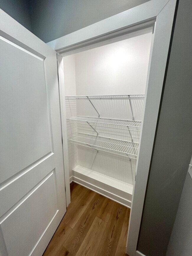 Building Photo - 1611 KY-1247