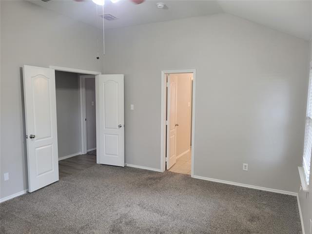 Building Photo - 725 Sequoia Dr